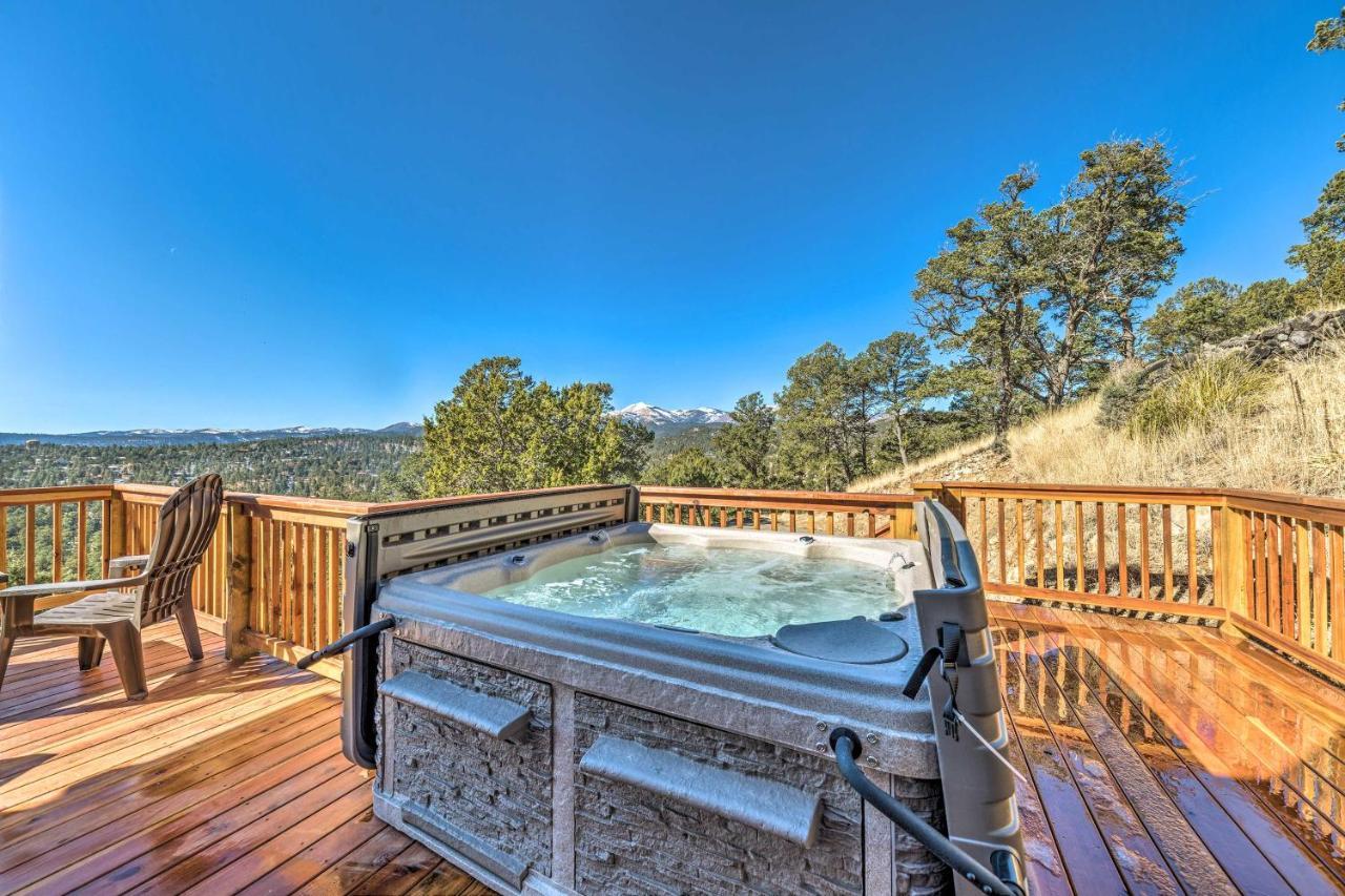 Mountains Majesty Cabin With Hot Tub And Mtn Views! Villa Ruidoso Esterno foto